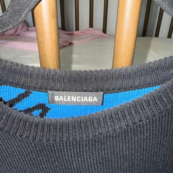 Balenciaga Black Sweater with Blue Logo - Picture 3 of 3